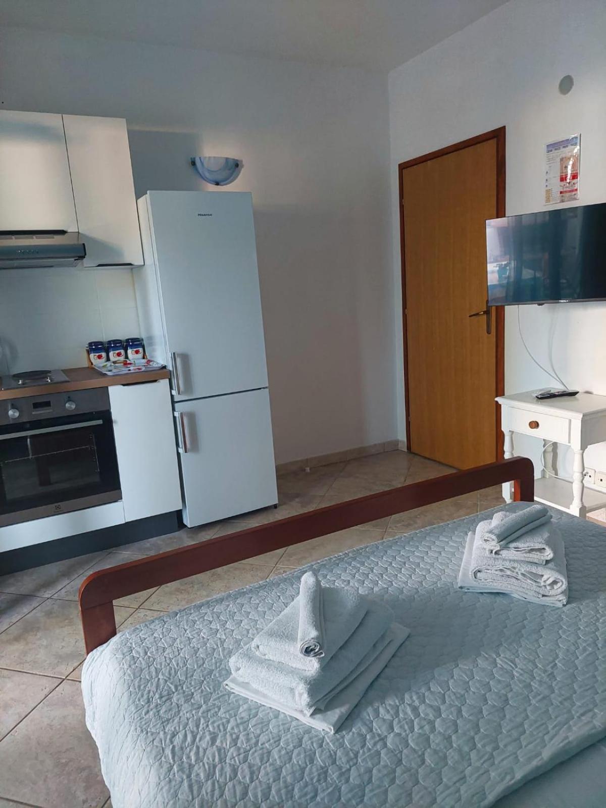 Olive Garden Apartments Poljica  المظهر الخارجي الصورة